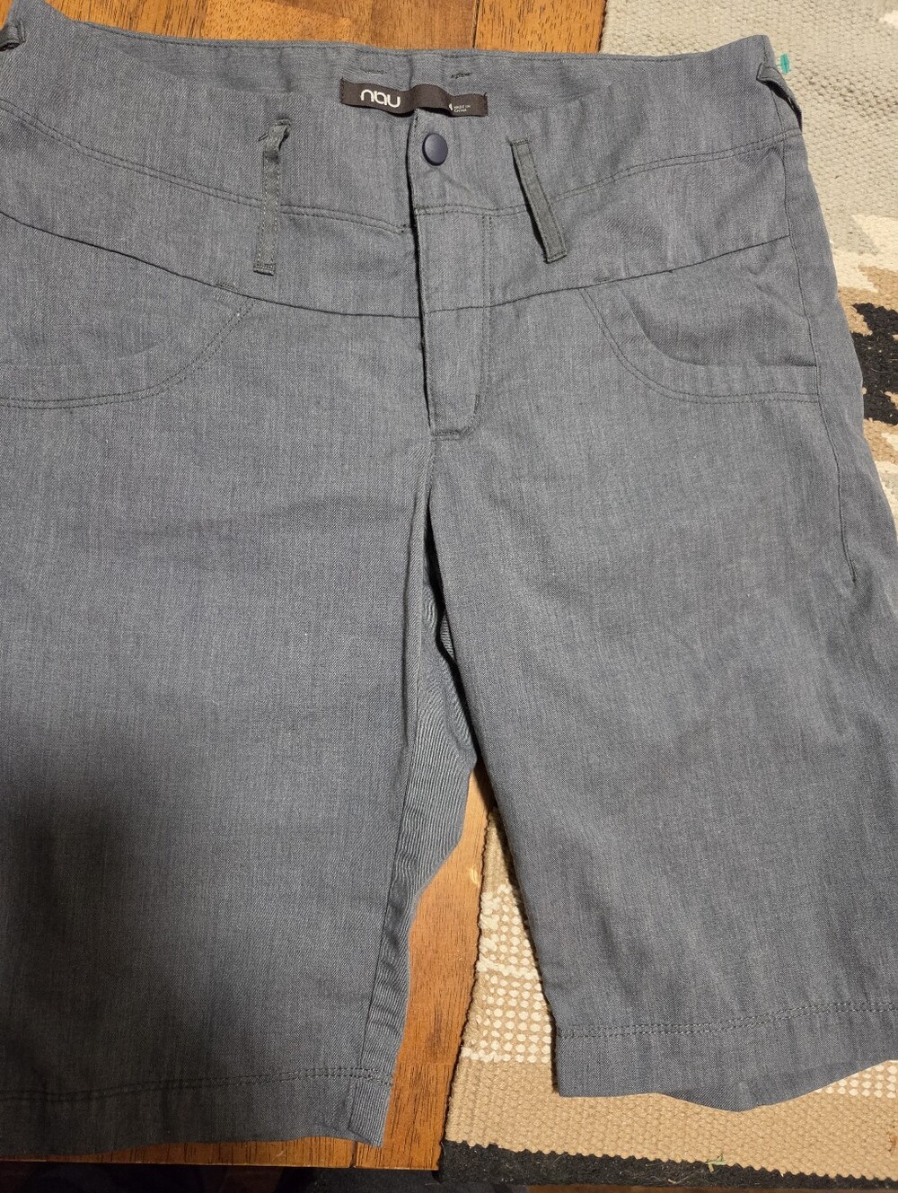 Nau Slate Gray Outdoor Shorts Womens Size 4